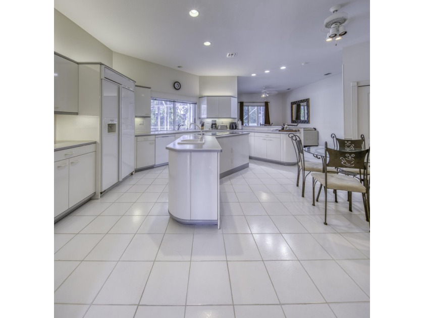 Experience exceptional waterfront living in this stunning - photo 13