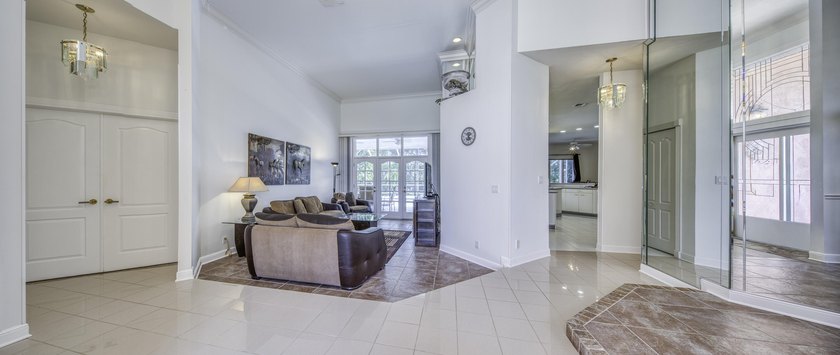 Experience exceptional waterfront living in this stunning - photo 28
