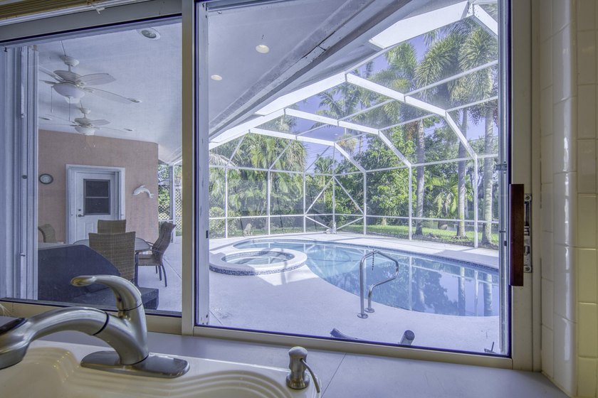 Experience exceptional waterfront living in this stunning - photo 39