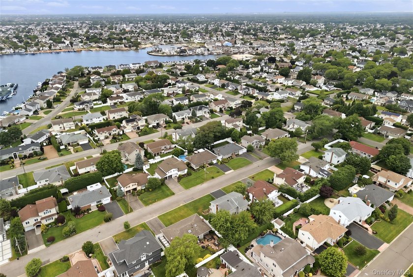 NO NEED TO STALK ZILLOW ANYMORE...YOU FOUND THE ONE RIGHT HERE - photo 42
