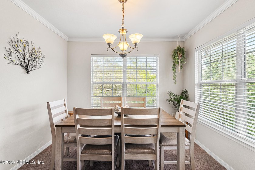 Lovely and very spacious 2-bedroom, 2-bath end-unit condo filled - photo 9