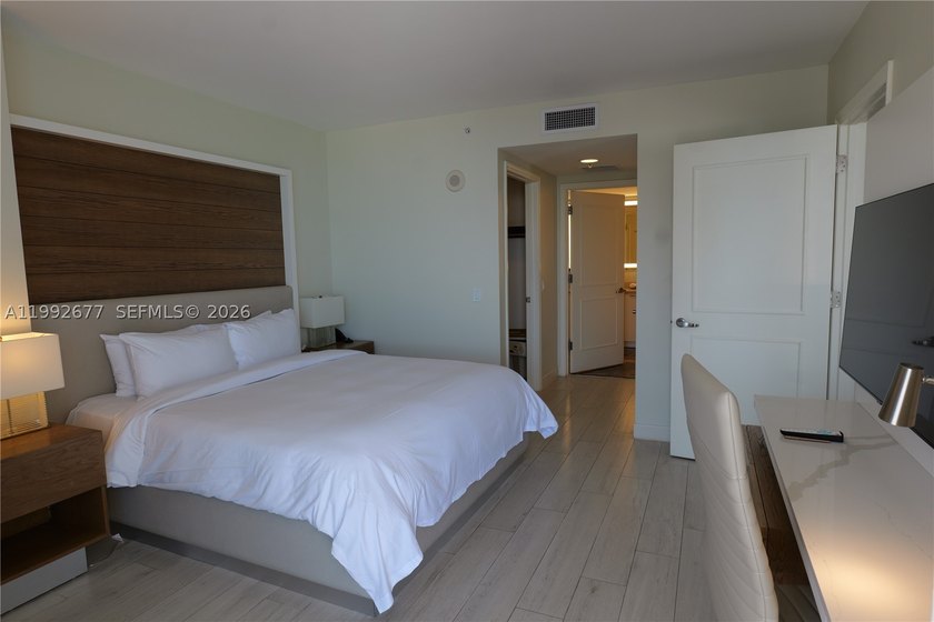 Come enjoy this condo hotel locted on A1A in world famous Fort - photo 12