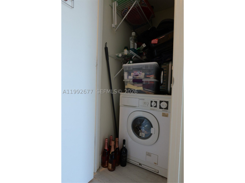 Come enjoy this condo hotel locted on A1A in world famous Fort - photo 13