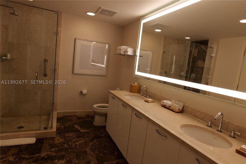 Come enjoy this condo hotel locted on A1A in world famous Fort - photo 14