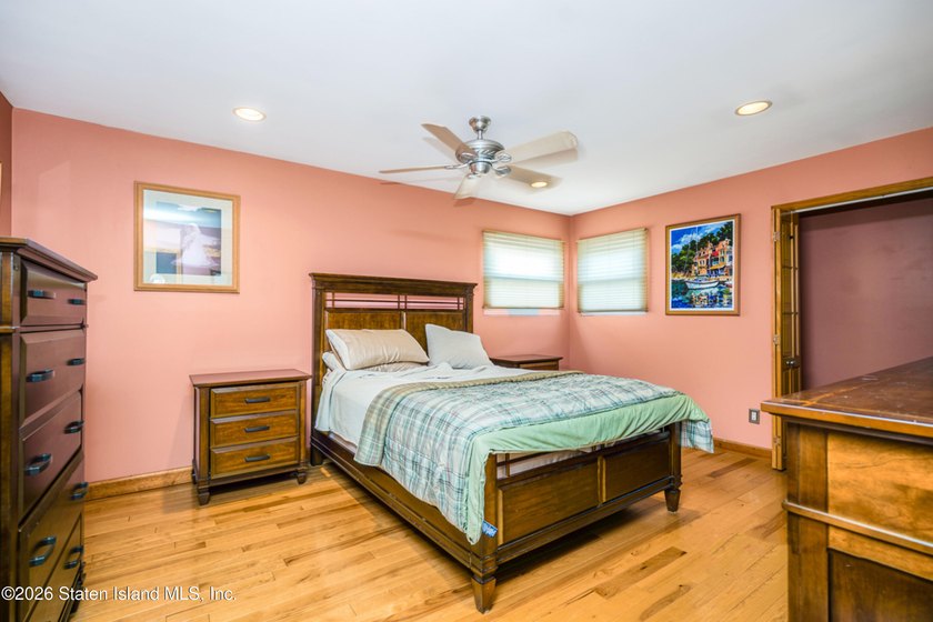 Located on a beautiful tree-lined block in the heart of - photo 15
