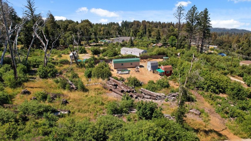 Escape to the beauty of the Santa Cruz Mountains with this - photo 16