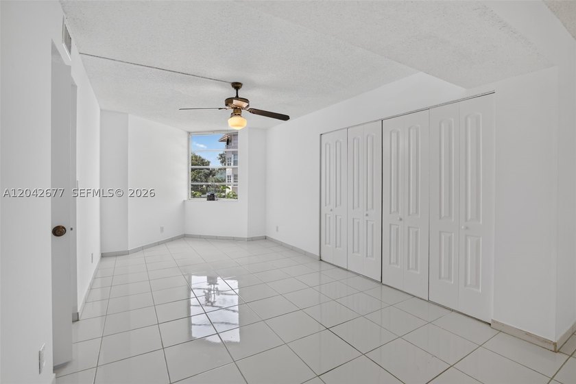 This amazing beautiful condo 3/2 on the second floor in Sabal - photo 17