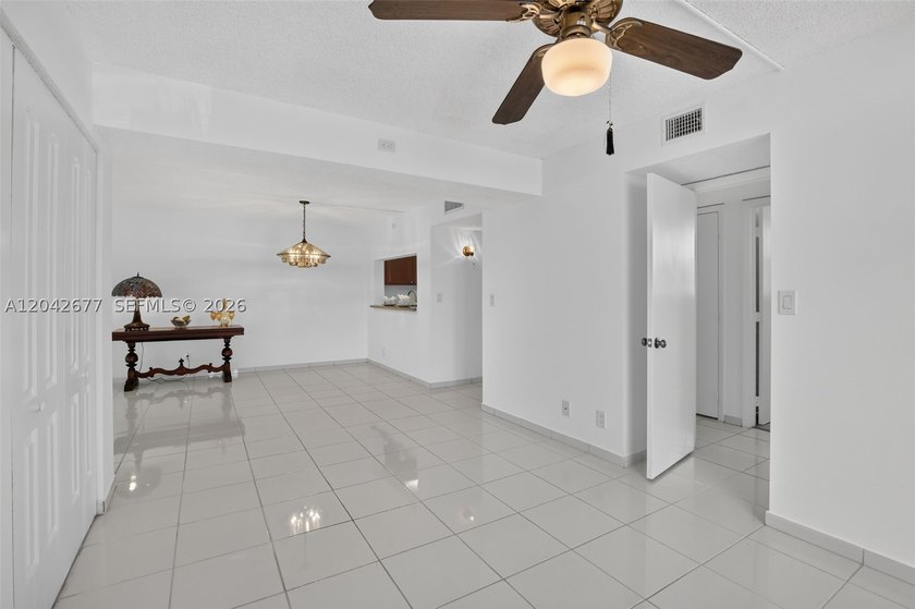 This amazing beautiful condo 3/2 on the second floor in Sabal - photo 21