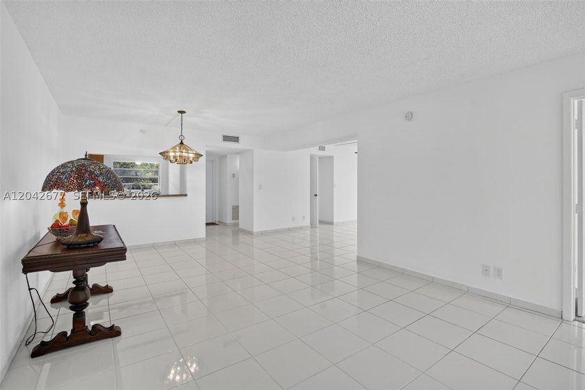 This amazing beautiful condo 3/2 on the second floor in Sabal - photo 23