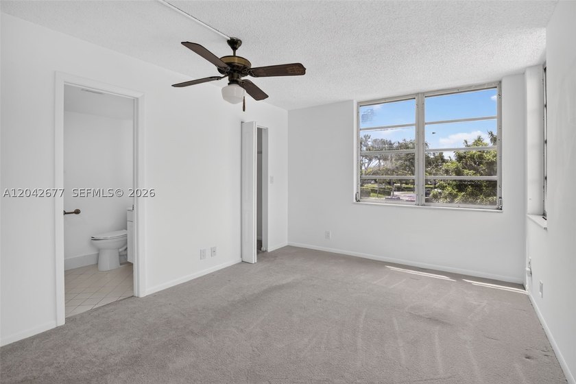 This amazing beautiful condo 3/2 on the second floor in Sabal - photo 26