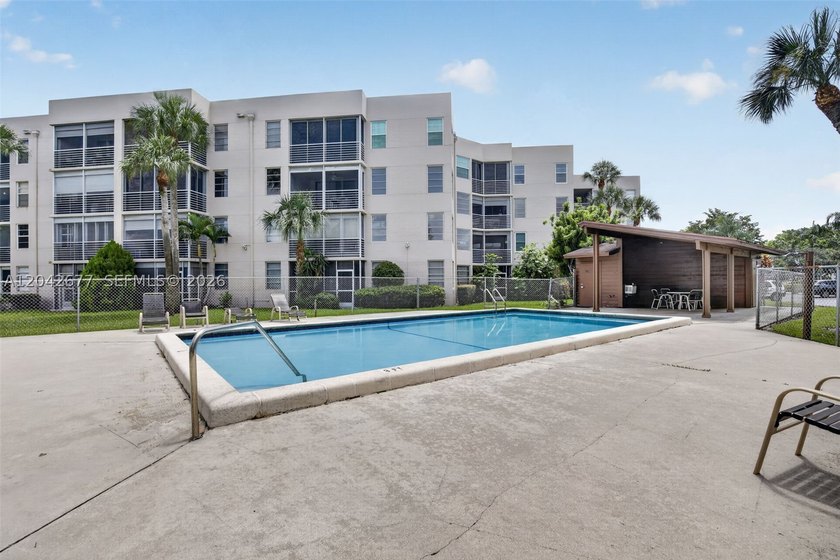This amazing beautiful condo 3/2 on the second floor in Sabal - photo 45