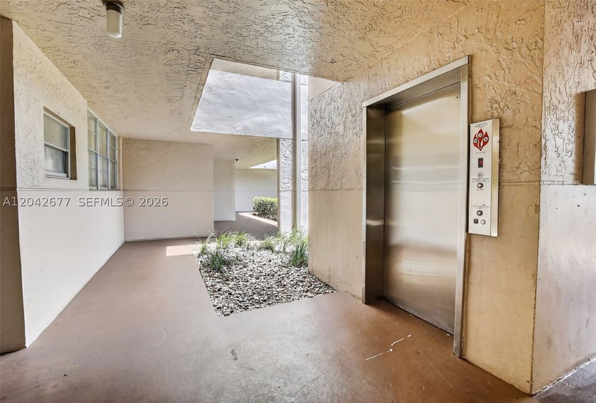 This amazing beautiful condo 3/2 on the second floor in Sabal - photo 47