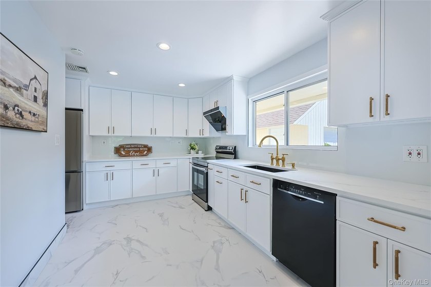 Nestled in the heart of the prestigious Strathmore Village of - photo 8