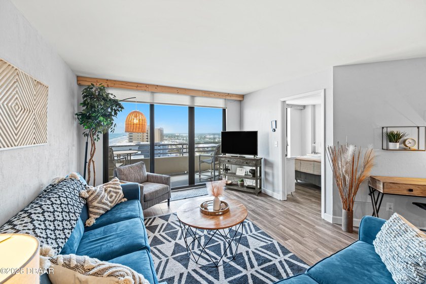 Limited-Time Financing Incentive! Qualified buyers may receive a - photo 7