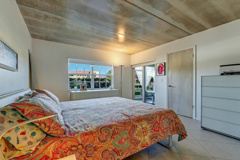 Welcome to paradise on Singer Island, where coastal luxury meets - photo 15