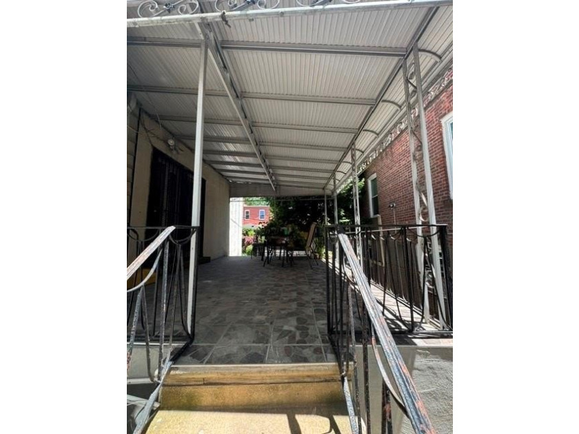 Prime East Flatbush. Welcome to this Huge 1-Family *Rare Find* - photo 22