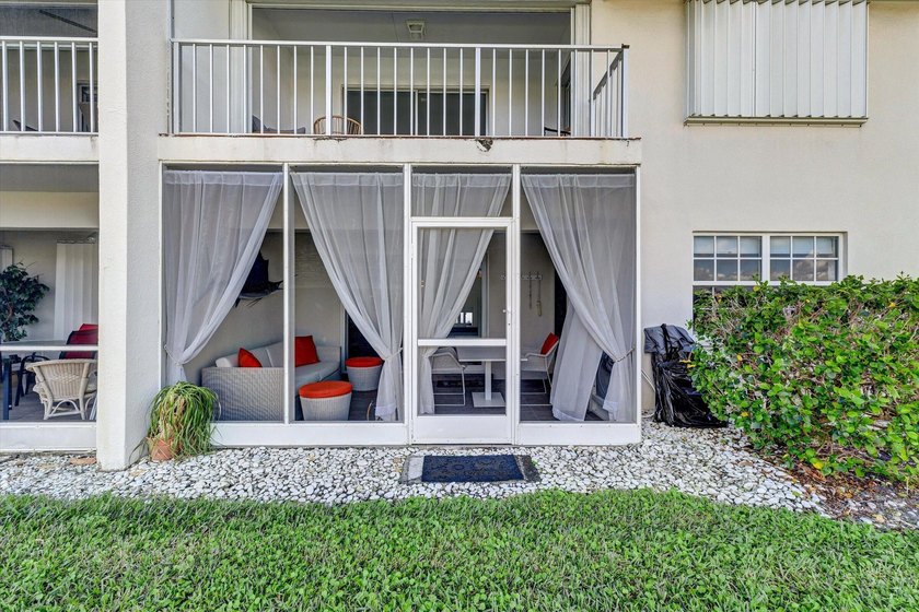 Welcome to paradise on Singer Island, where coastal luxury meets - photo 31