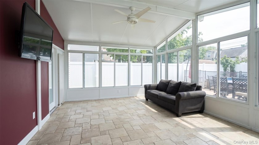 Welcome to this charming expanded home nestled on a quiet block - photo 8