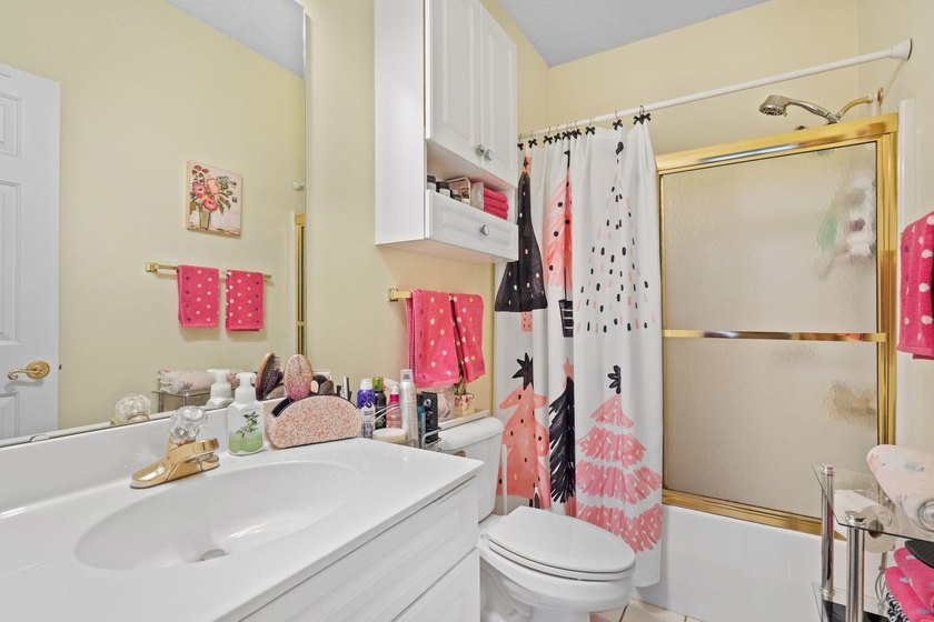 Beautiful first floor 2 bedroom, 2 bath condo located in the - photo 17