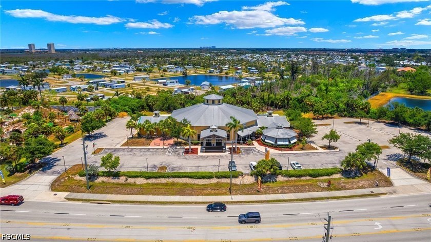 Rare real estate opportunity with great potential for - photo 3