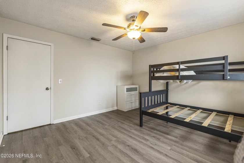 No HOA or CDD and ready to move in. This townhome has vinyl - photo 9
