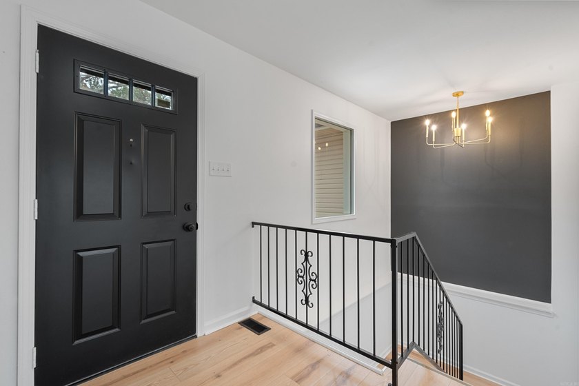 Experience true waterfront living with this beautifully - photo 4