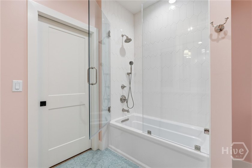 This 4-bed, 3.5-bath home built in 2022 offers luxury living - photo 25
