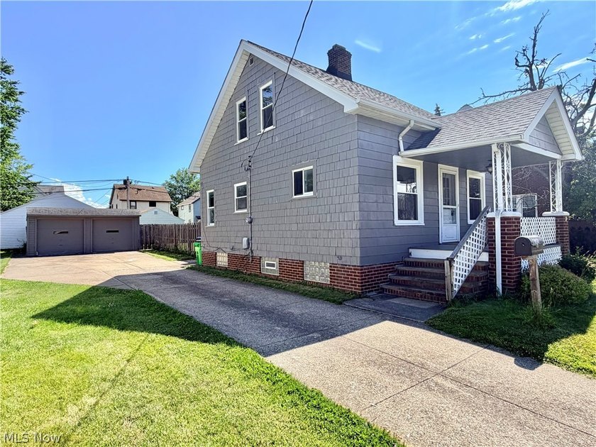 Welcome home to this fully remodeled, move-in-ready Cape Cod - photo 2