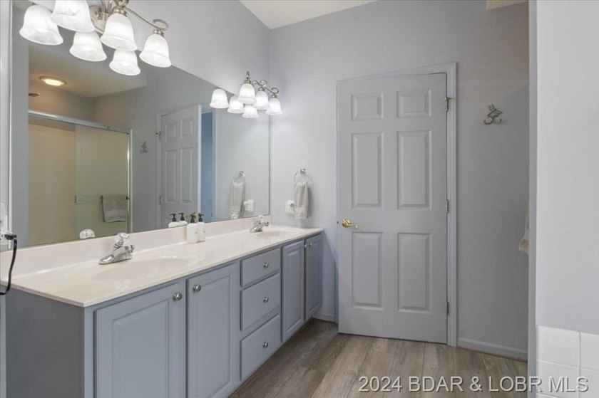Owner finance available 6 Beds 6.5 Baths 5,476 Sq Ft 1.74+/- - photo 15