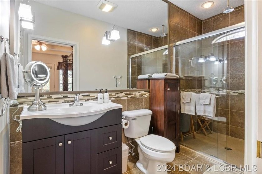 Owner finance available 6 Beds 6.5 Baths 5,476 Sq Ft 1.74+/- - photo 20