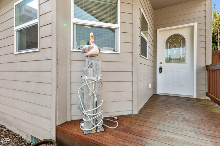 One word: Stonebridge! The highly desired Depoe Bay manufactured - photo 5