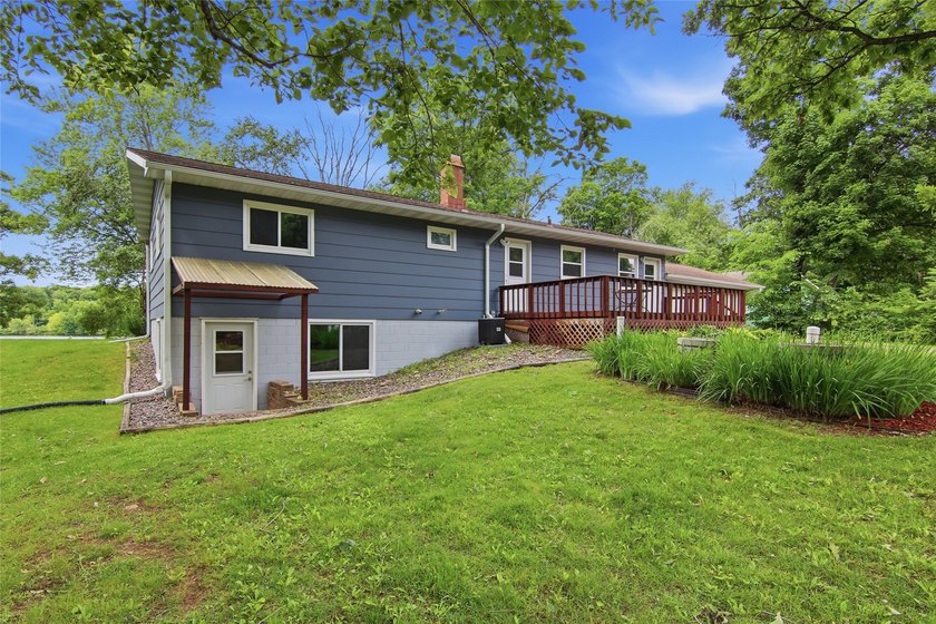 Updated house with the nicest frontage on Old Abe Lake, 200ft of - photo 37