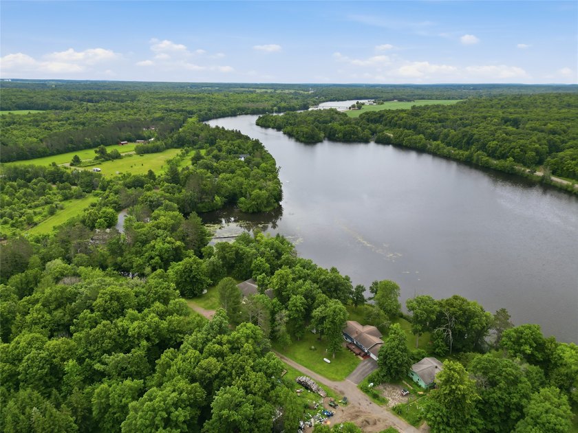 Updated house with the nicest frontage on Old Abe Lake, 200ft of - photo 44