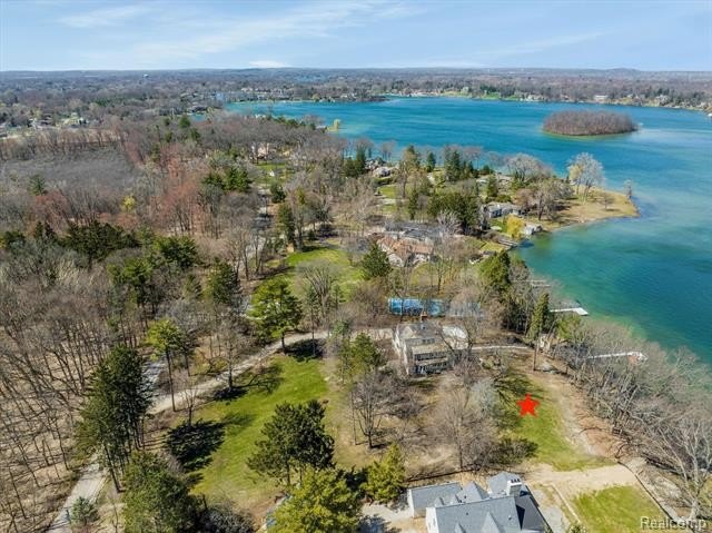 **One of the last buildable waterfront lots on prestigious Lake - photo 9