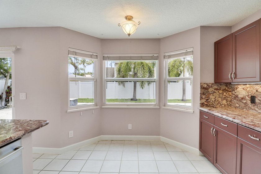 Rare opportunity in sought-after North Palm Beach Heights! This - photo 16