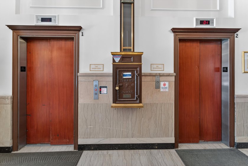 Located in the heart of downtown West Palm Beach, this office - photo 22