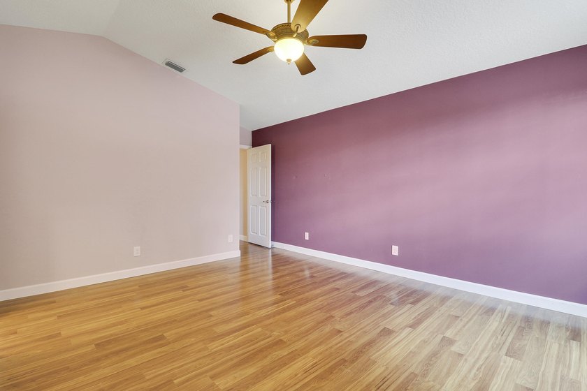 Rare opportunity in sought-after North Palm Beach Heights! This - photo 27