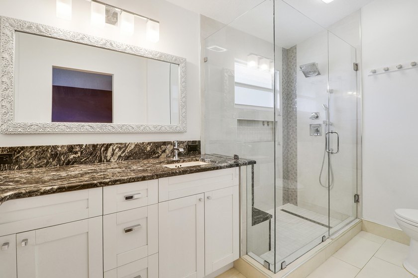 Rare opportunity in sought-after North Palm Beach Heights! This - photo 29