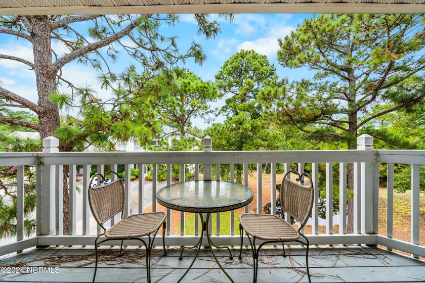 Welcome to this furnished third floor 2-bedroom, 2-bathroom - photo 22