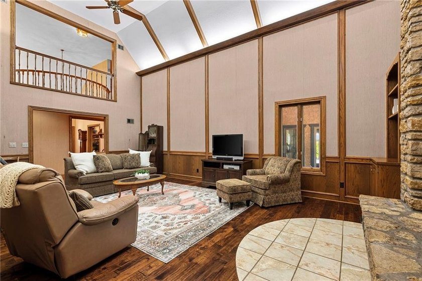 Rarely does a property combine custom English Tudor character - photo 6