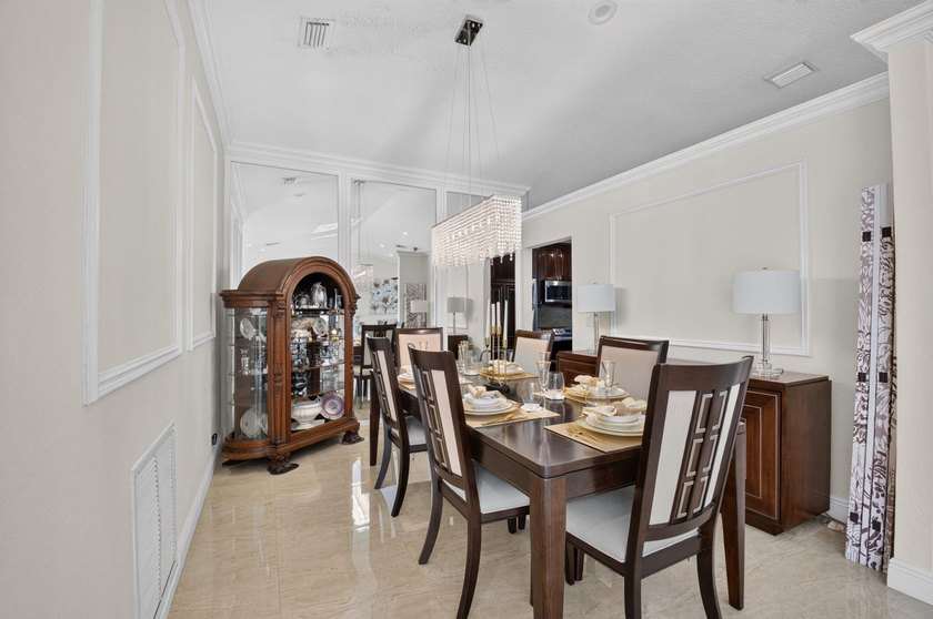 Welcome to this exceptional single-story residence in Boca Raton - photo 11