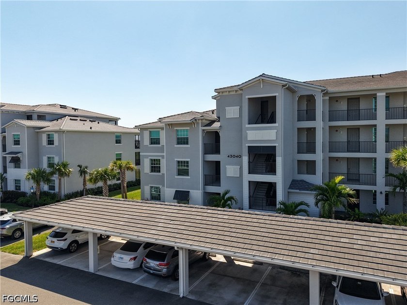 Experience effortless Florida living in this beautifully - photo 2