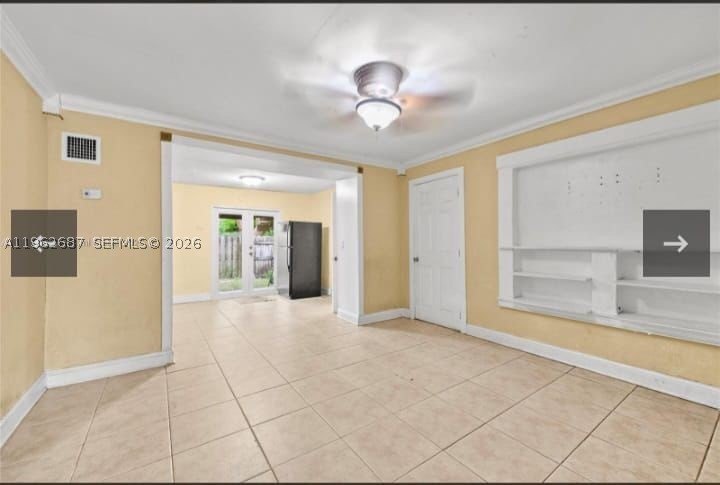 Centrally located 3/1 spacious home. This home features impacy - photo 12