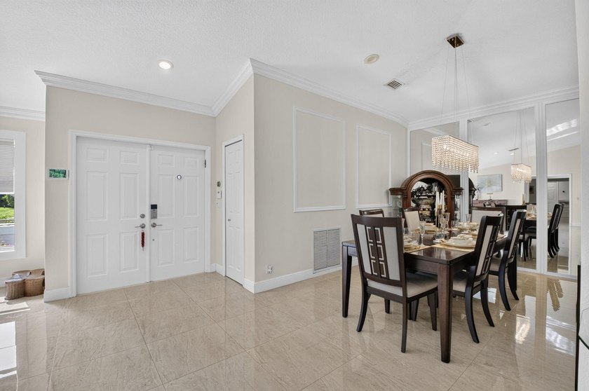 Welcome to this exceptional single-story residence in Boca Raton - photo 12