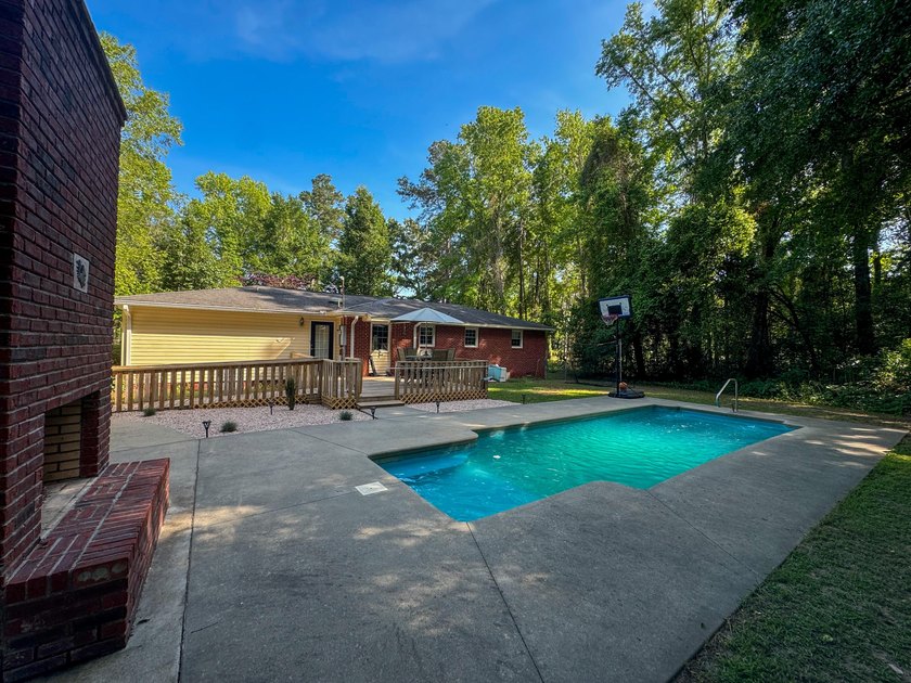 ** Back on market due to circumstances unrelated to the seller - photo 50
