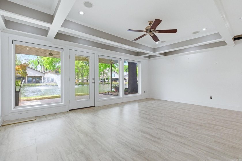 Welcome to this stunning Round River condo that perfectly blends - photo 5