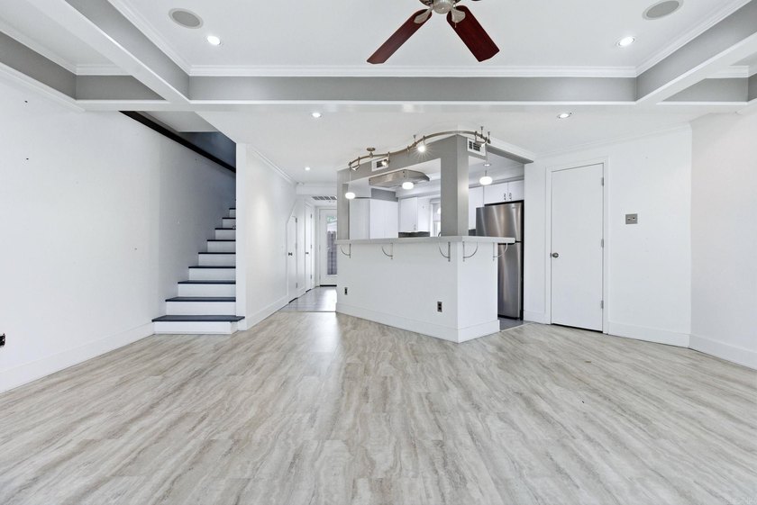 Welcome to this stunning Round River condo that perfectly blends - photo 7