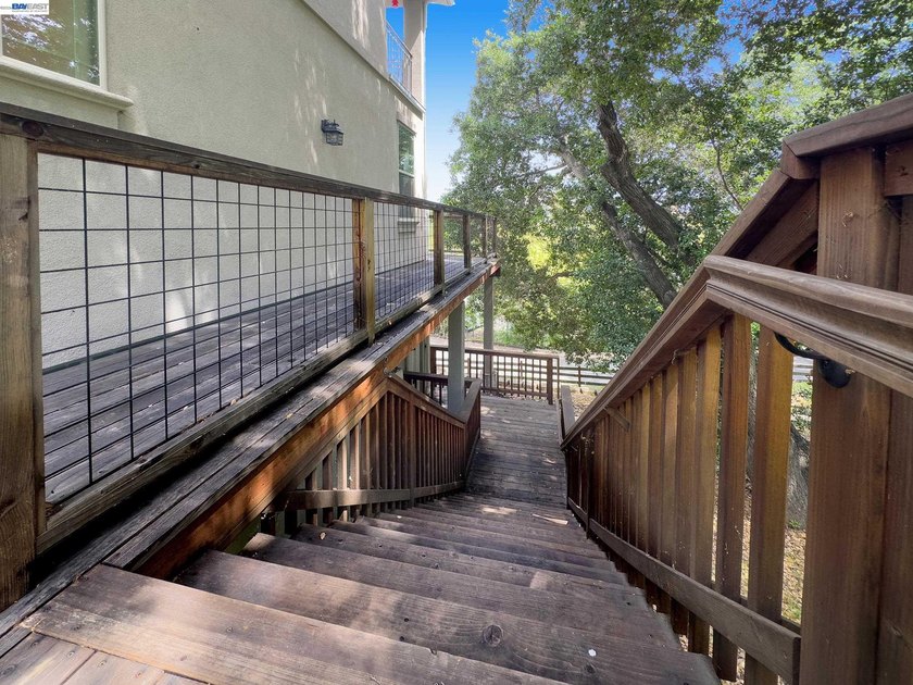 $100,000 PRICE REDUCTION! Unfortunately, this is a divorce sale - photo 33