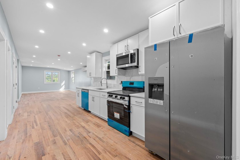 Space, style &amp; modern luxury come together at 2118 Quimby - photo 2