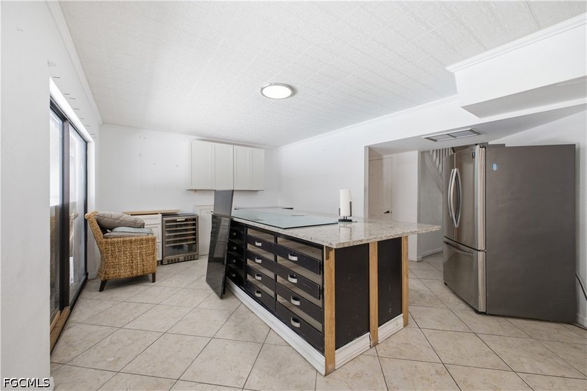 Rare opportunity in Northwest Bradenton! This spacious pool home - photo 8